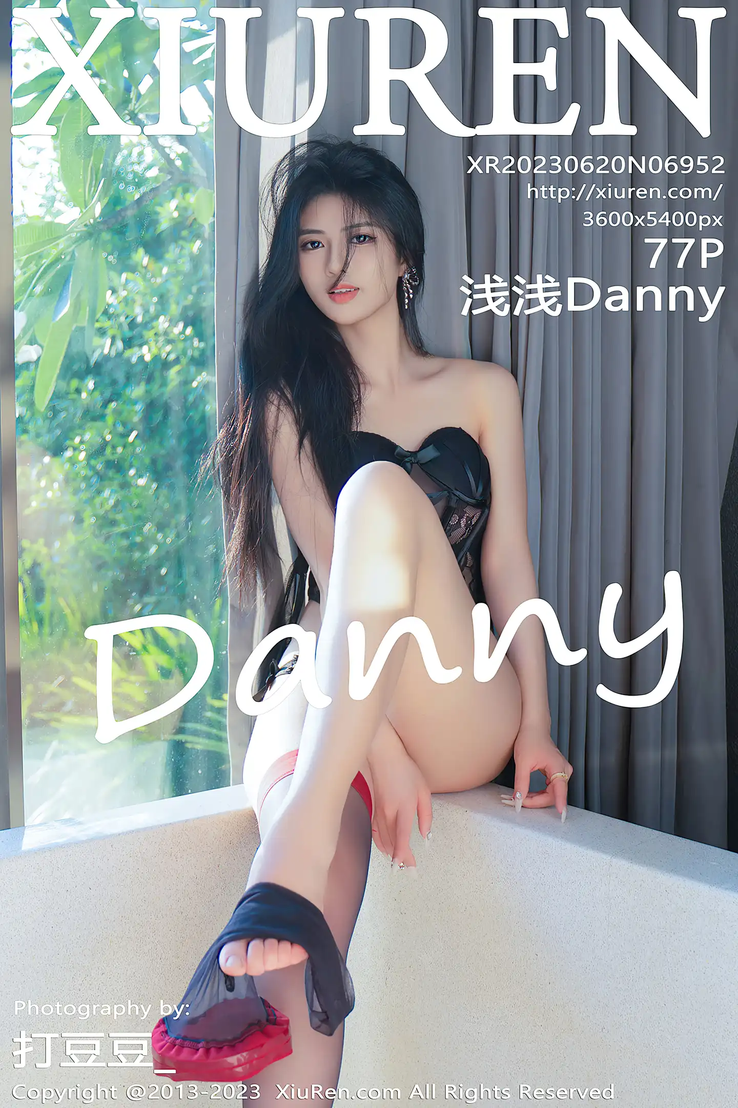 [XiuRen秀人网] VOL.6952 模特浅浅Danny性感黑色薄纱蕾丝情趣服饰秀丰腴身姿诱惑写真77P-秀人网官方网站